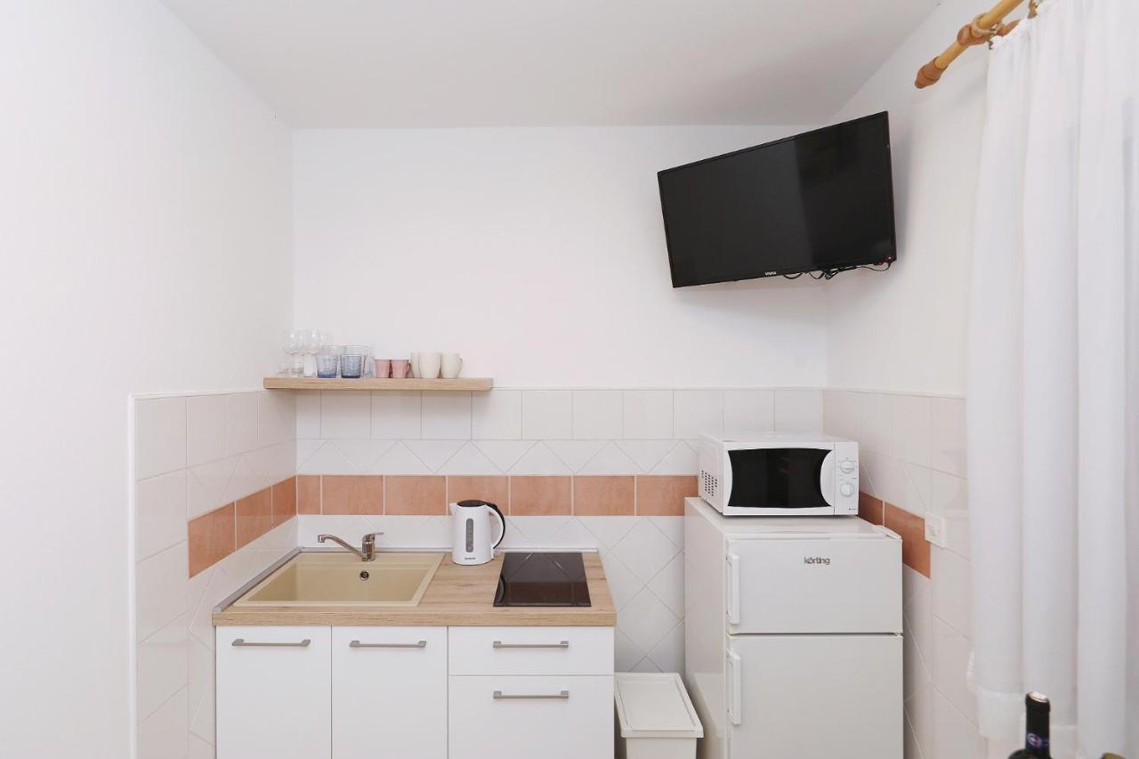 Apartmani Strpic Biograd na Moru Kültér fotó