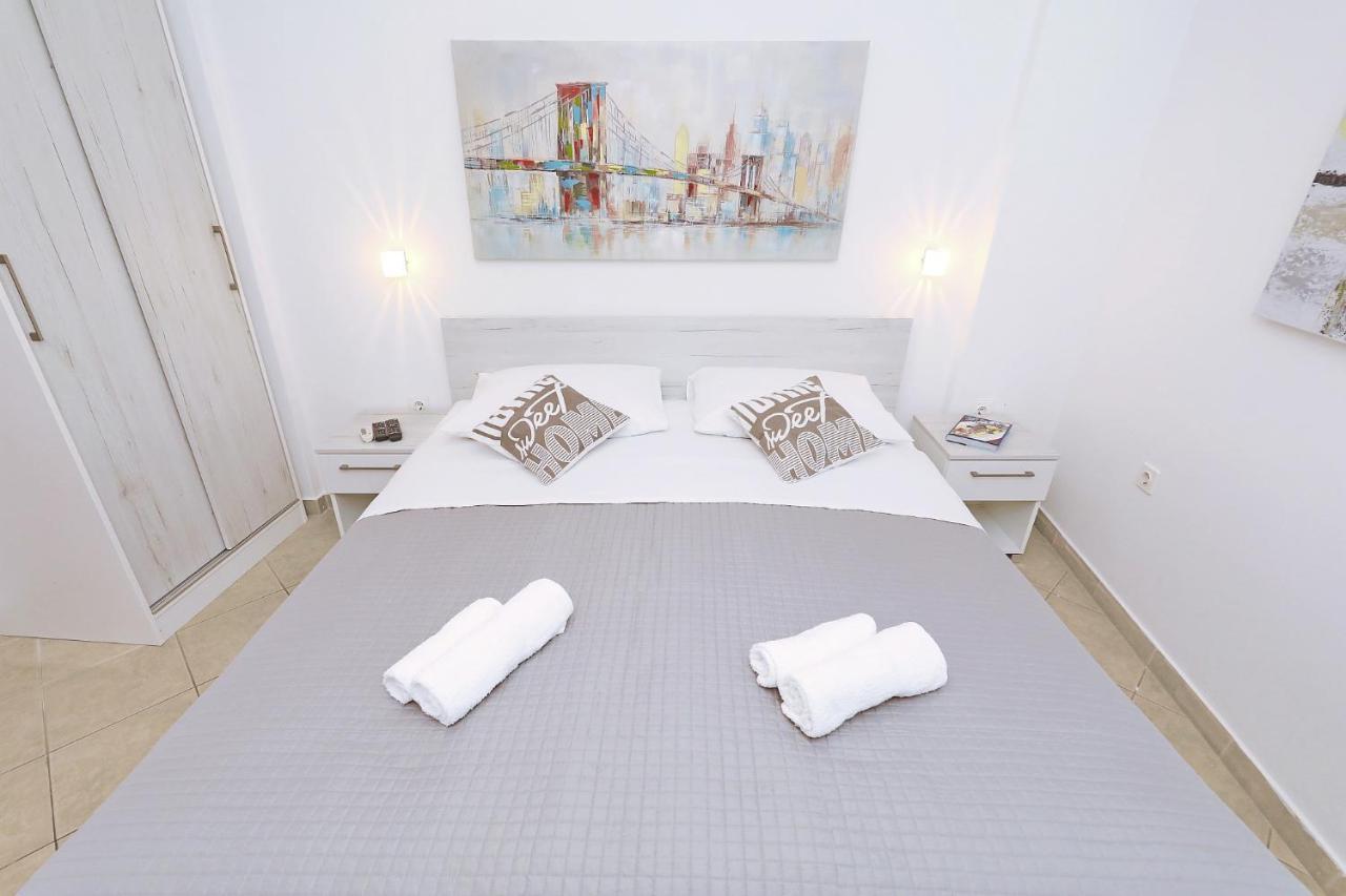 Apartmani Strpic Biograd na Moru Kültér fotó