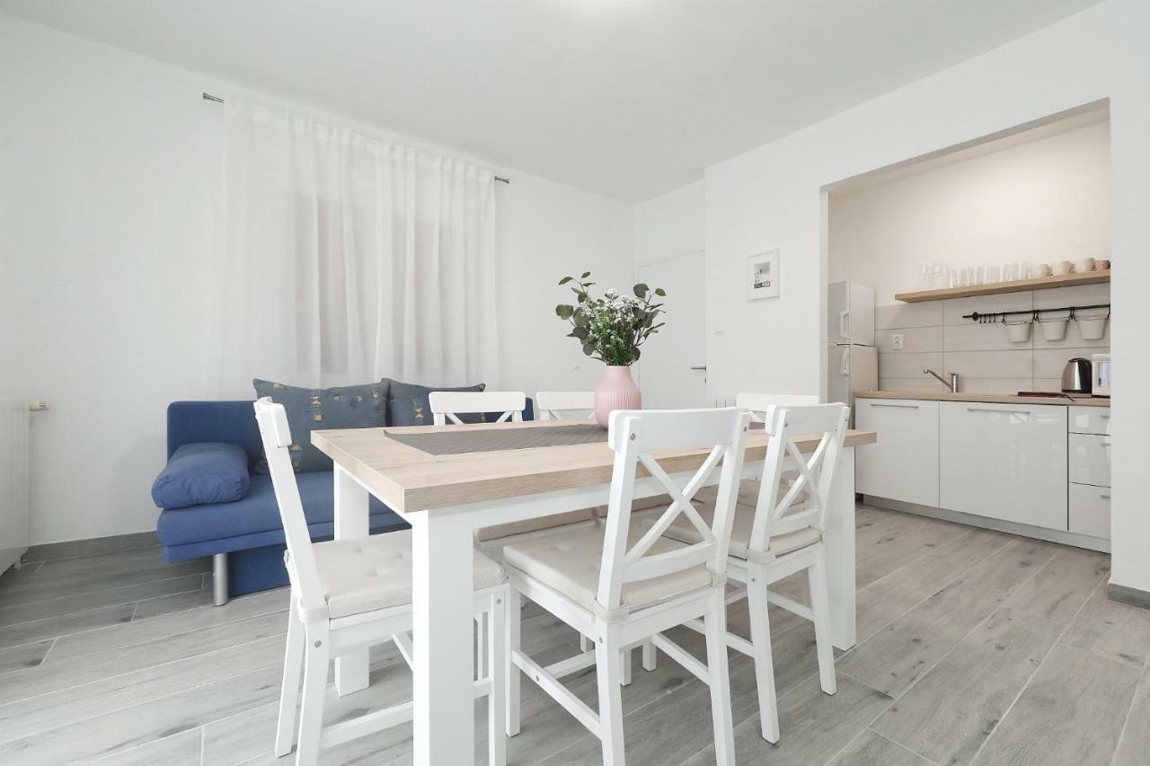 Apartmani Strpic Biograd na Moru Kültér fotó