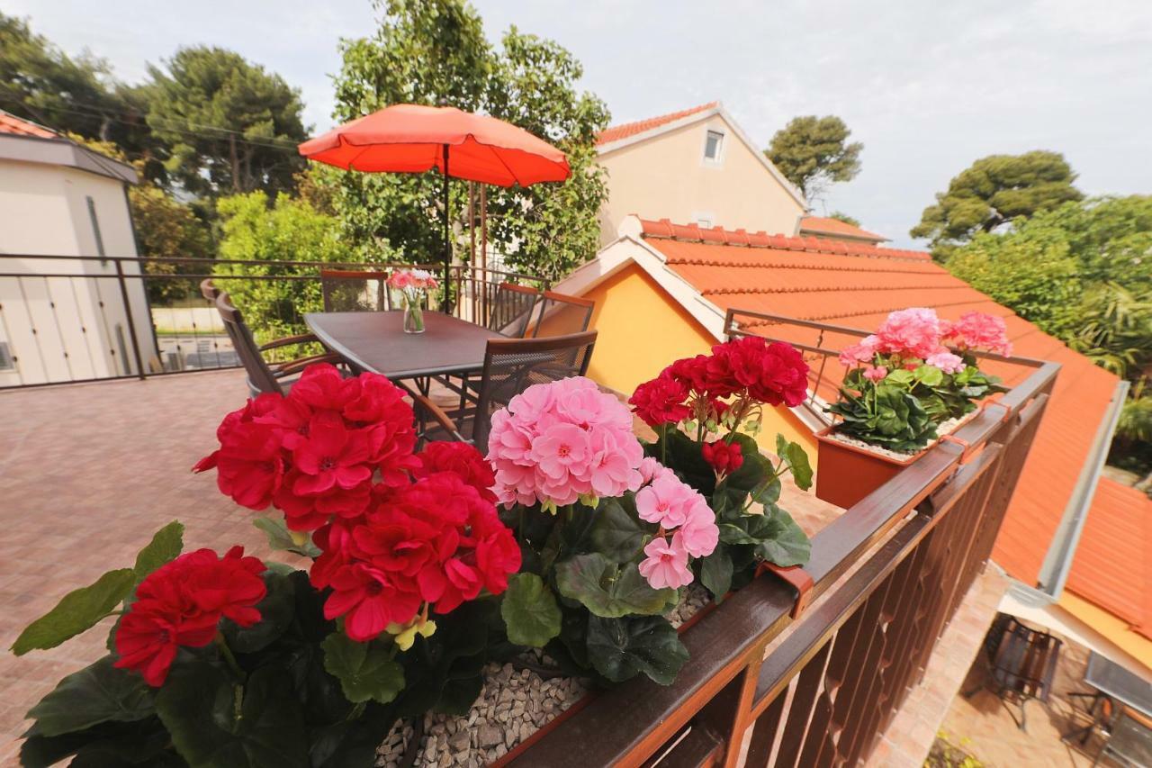 Apartmani Strpic Biograd na Moru Kültér fotó